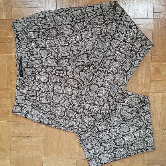 Snake print pants - Picture 2 of 9